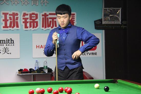 他在防守端 他在防守端