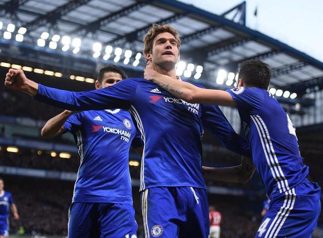 均显示出他 均显示出他