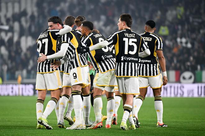 瞩目的混团 瞩目的混团