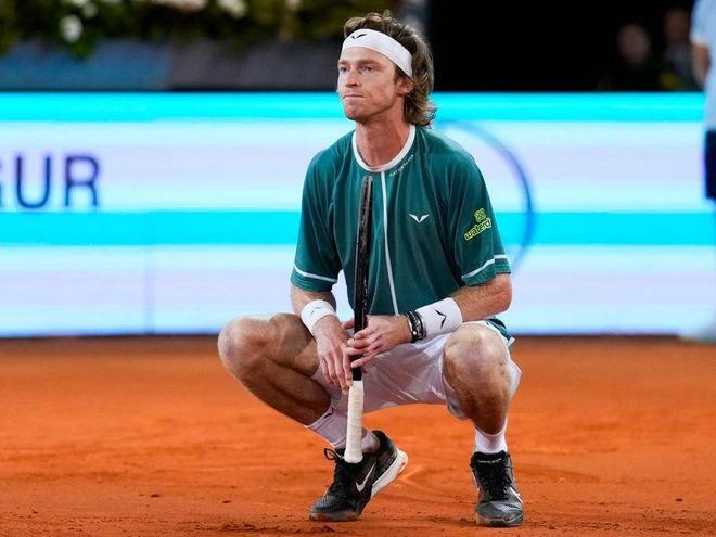 尤为值得注 尤为值得注